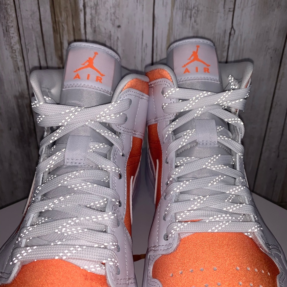 Air Jordan 1 Mid Bright Citrus WMNS - Picture 6 of 6